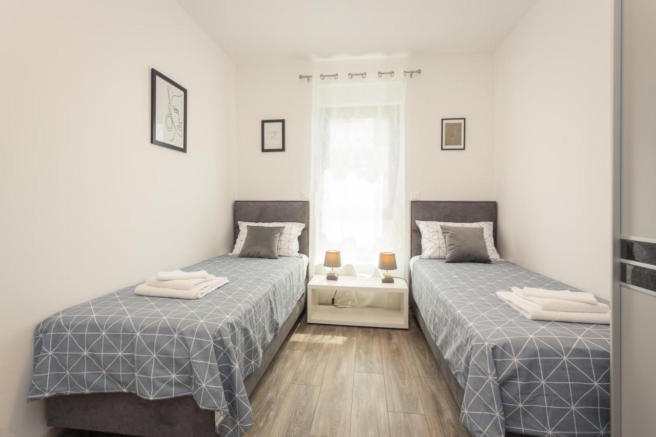 Luton Apartamento Banjole Exterior foto