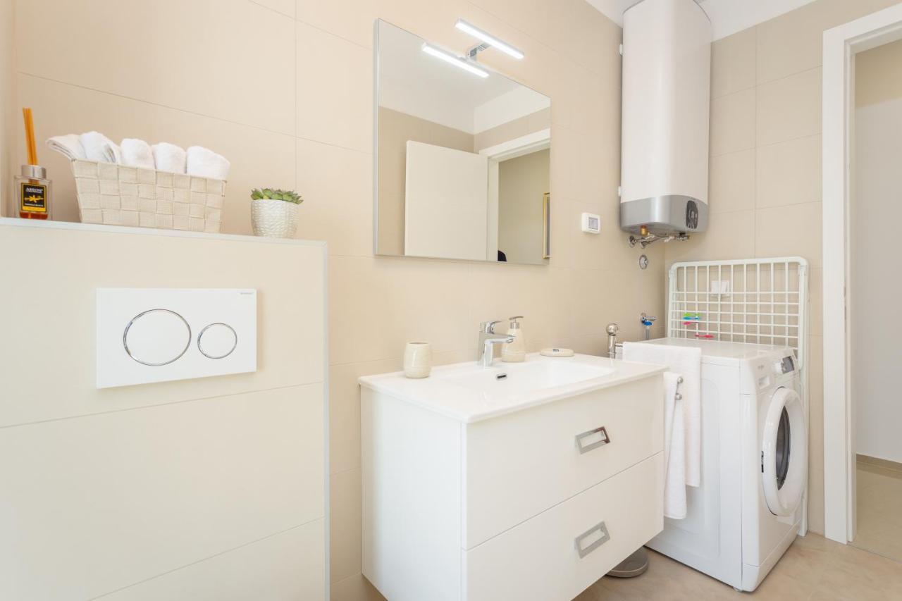Luton Apartamento Banjole Exterior foto